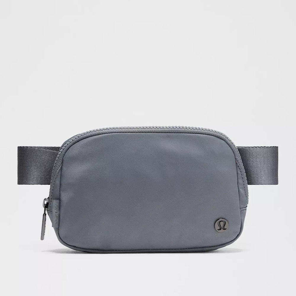 Lululemon Everywhere Belt Bag 1L • Solar Grey • NWT